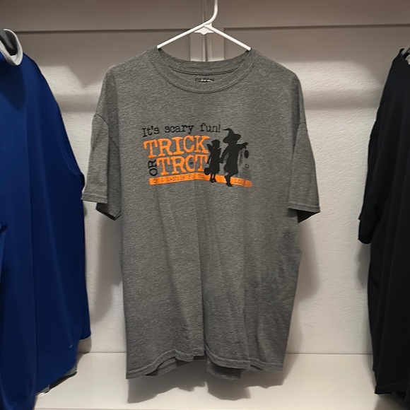 2016 Trick or Trot 5k and 1 Mile Run T-Shirt - Picture 1 of 4